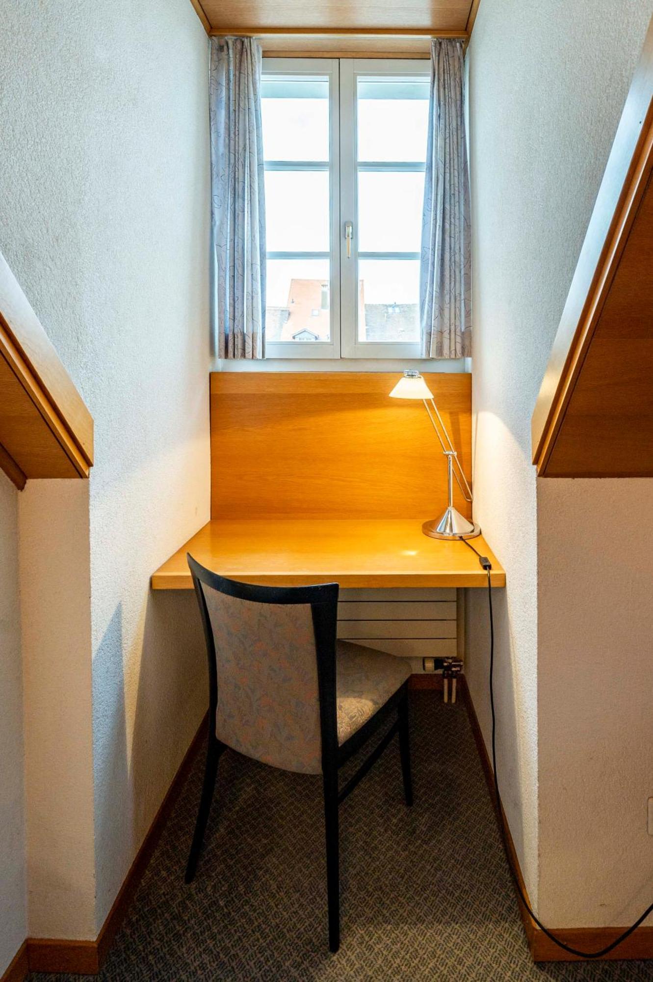 Hotel Restaurant Krone Aarberg Hotel 3*